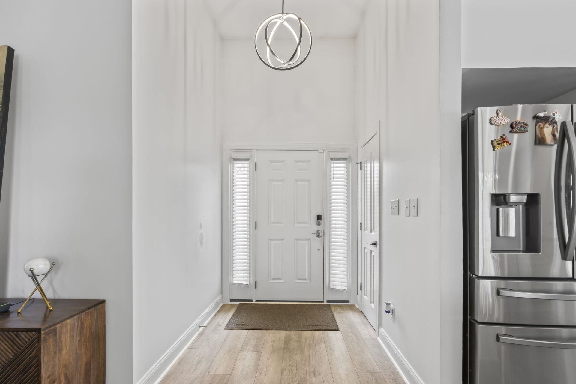 2916 Midiron Ct. Photo 9