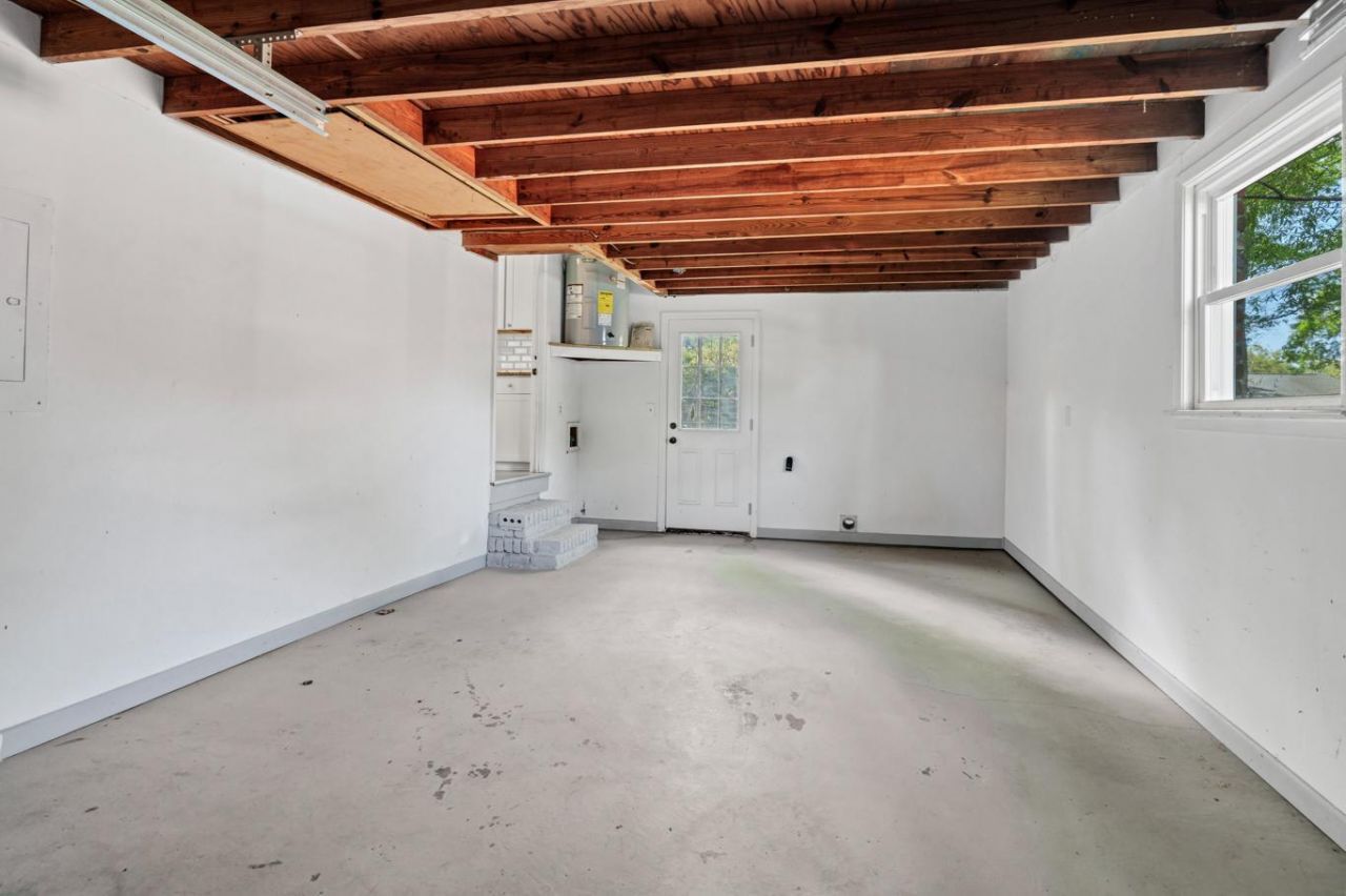 2219 N Dallerton Circle Photo 24