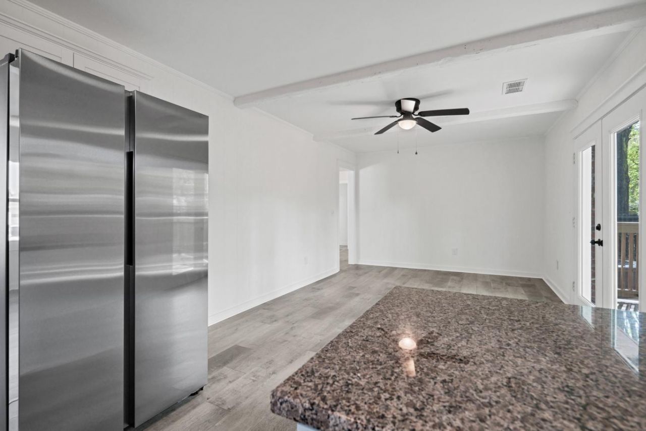 2219 N Dallerton Circle Photo 26