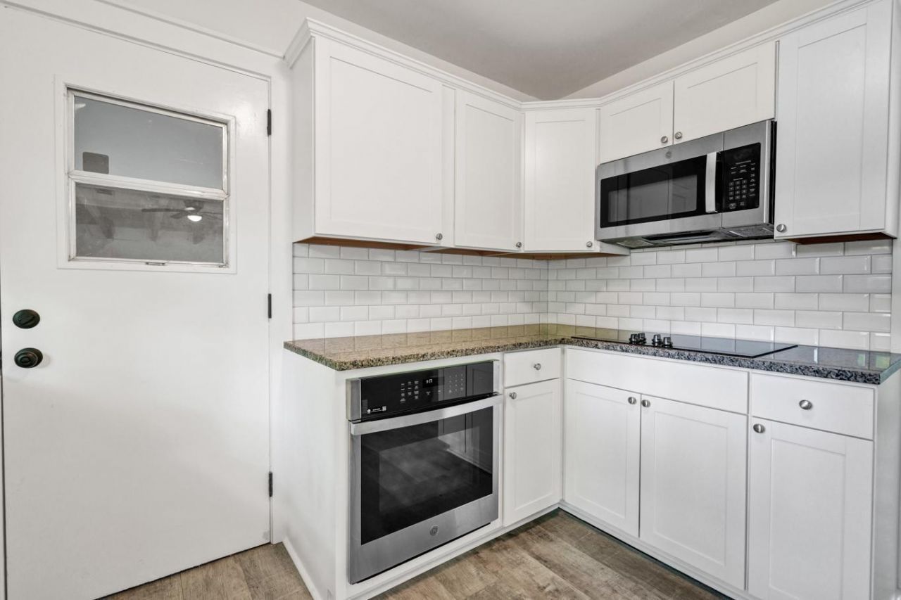 2219 N Dallerton Circle Photo 28