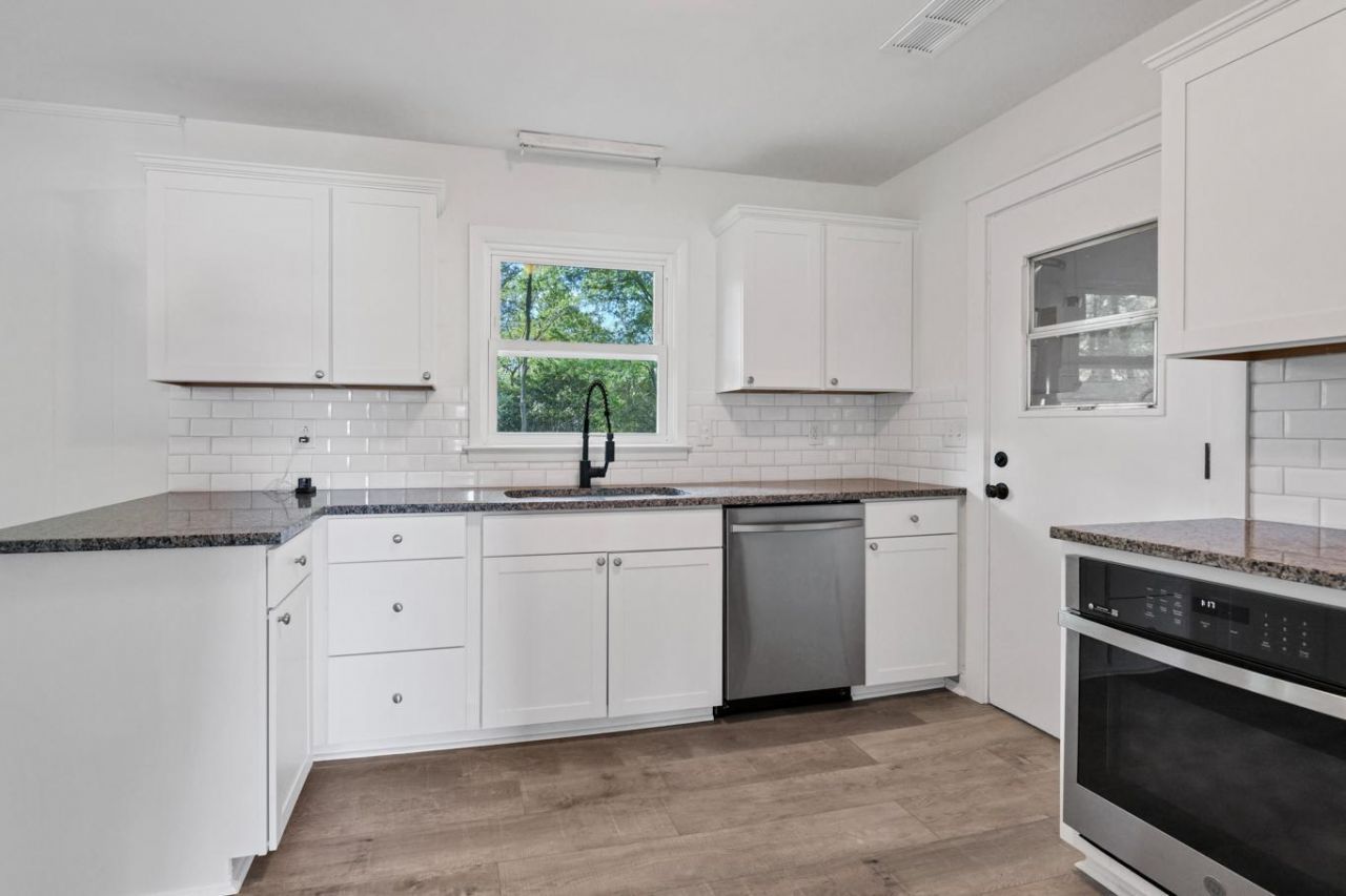 2219 N Dallerton Circle Photo 29