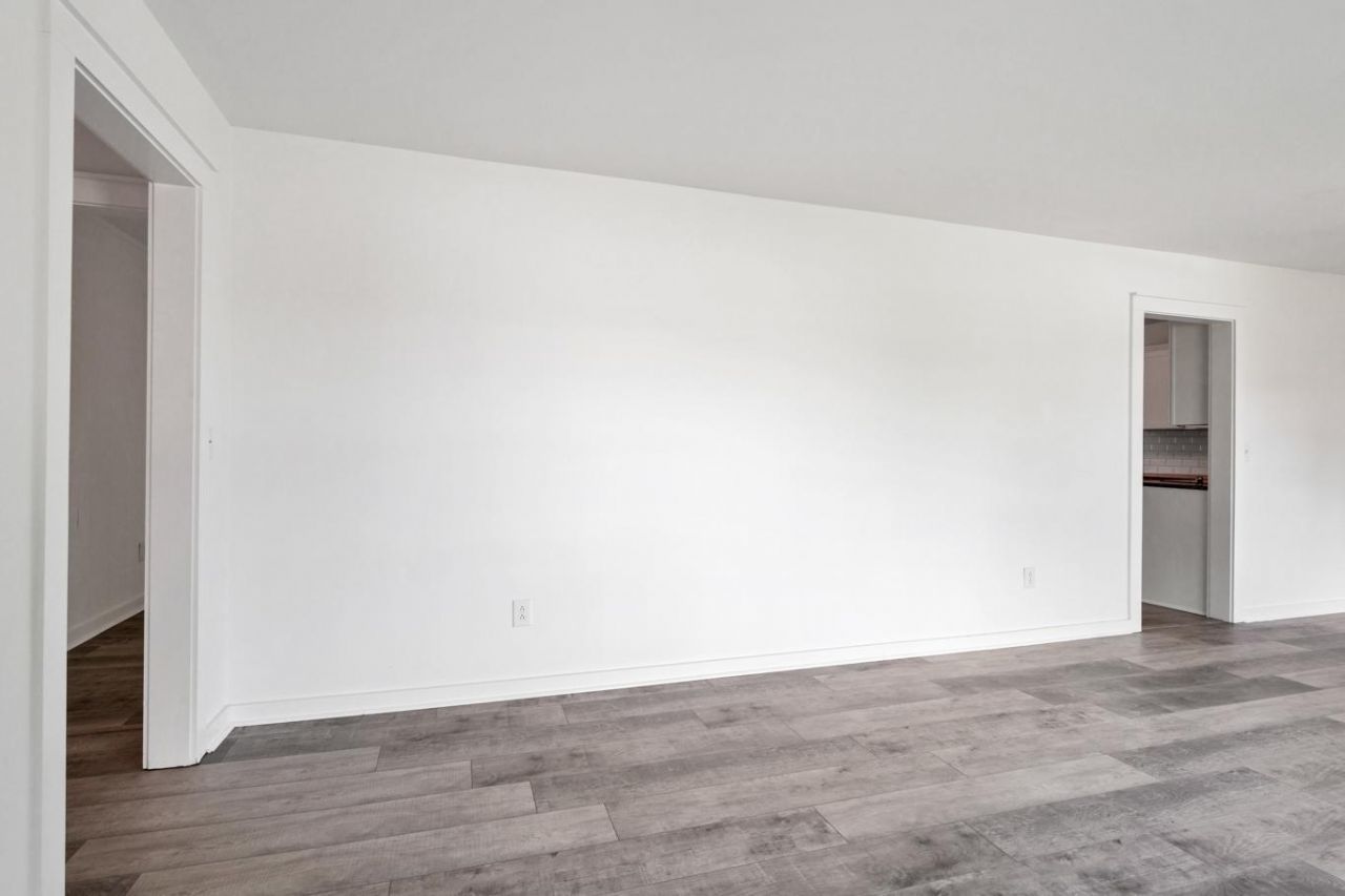 2219 N Dallerton Circle Photo 32