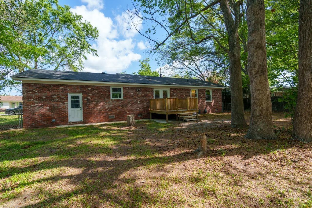 2219 N Dallerton Circle Photo 33