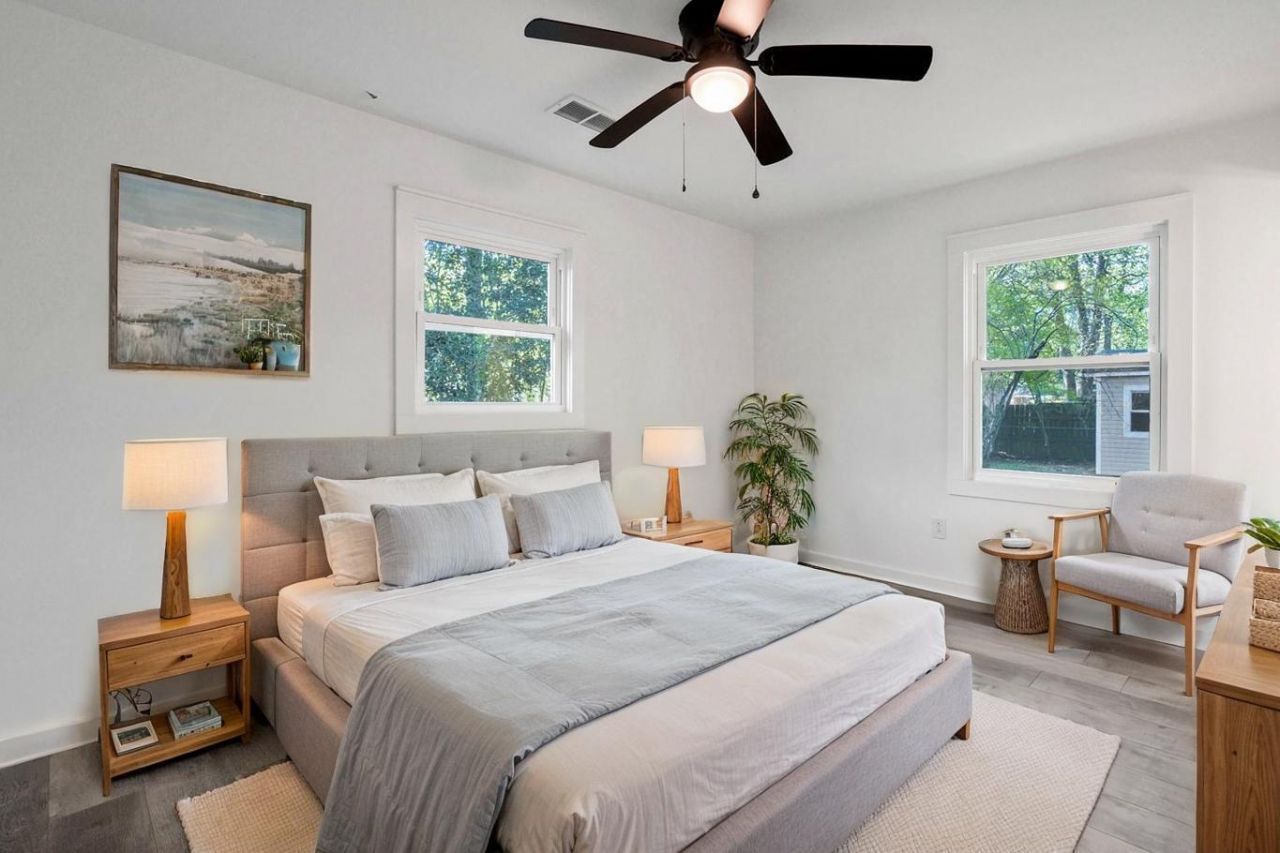 2219 N Dallerton Circle Photo 9