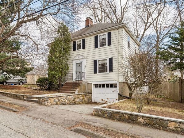 160 Cedar Avenue, Arlington, MA 02476