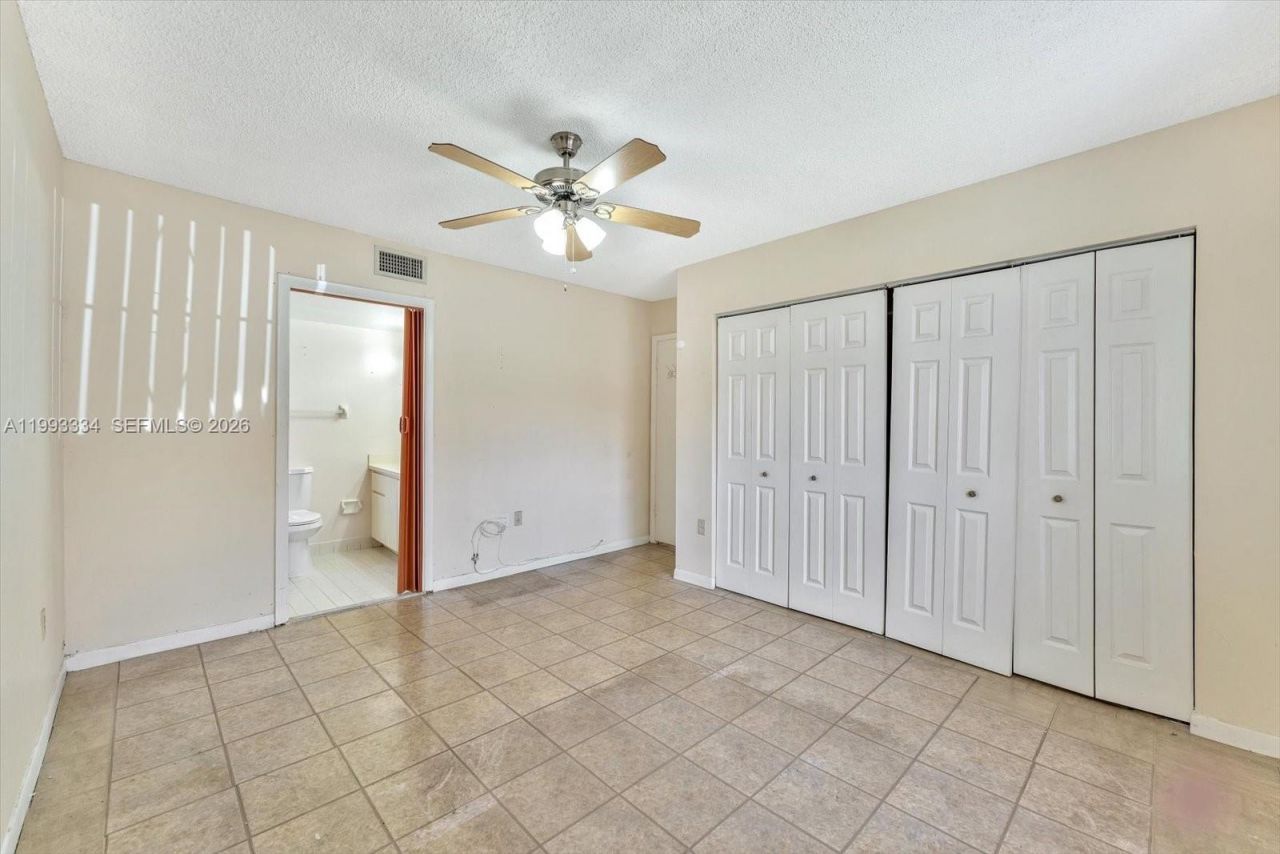 7801 W 29th Way, Unit 102, Miami Beach, FL 33018 Photo