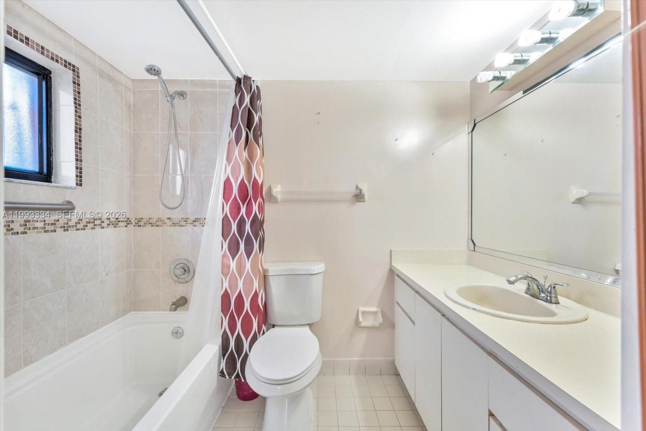 7801 W 29th Way, Unit 102, Miami Beach, FL 33018 Photo