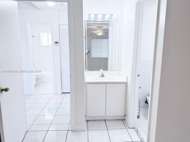 3260 W 70th St, Unit 202, Hialeah, FL 33018 Photo