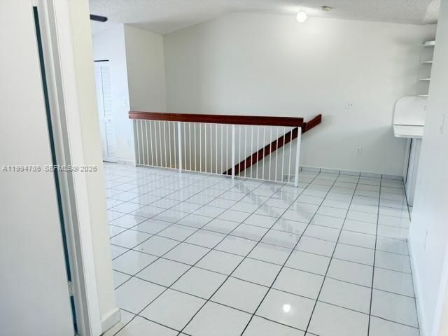 3260 W 70th St, Unit 202, Hialeah, FL 33018 Photo