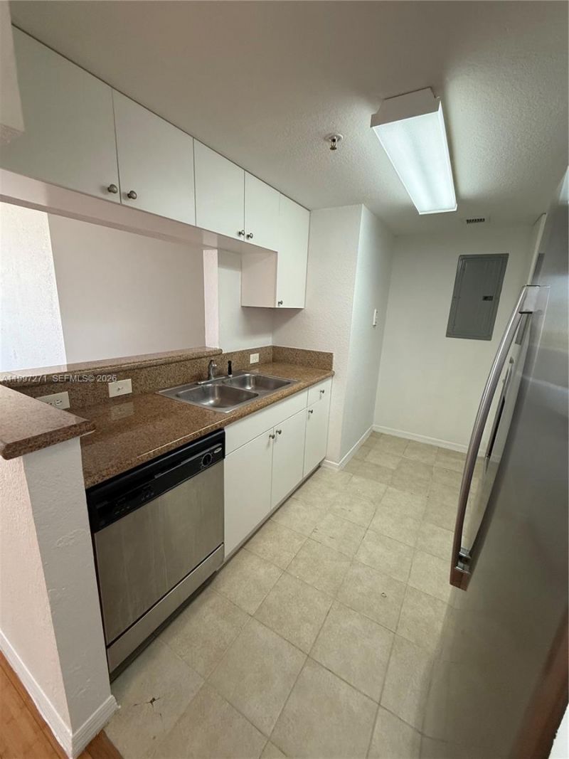 36 NW 6th Ave, Unit 504, Miami, FL 33128 Photo