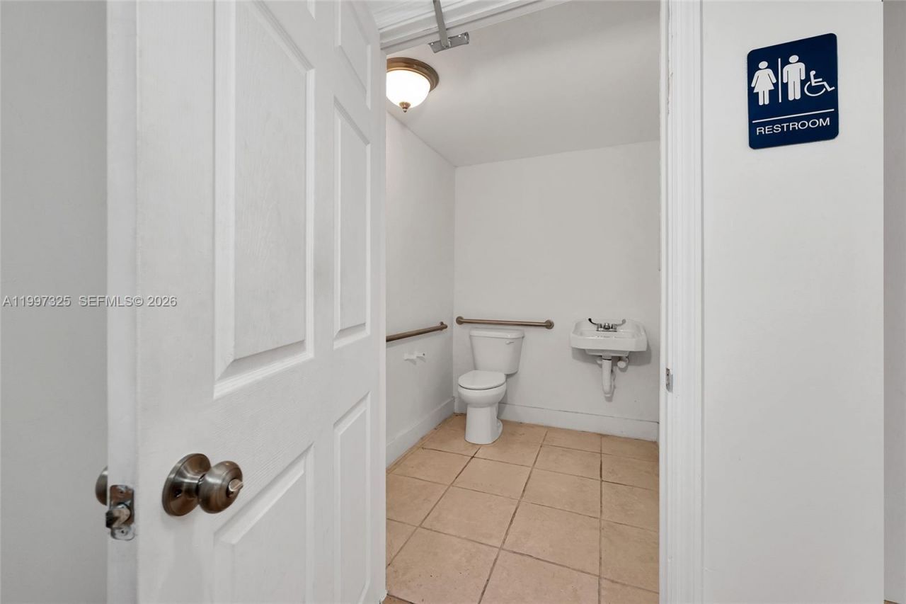 8255 SW 124th St, Unit 8255, Pinecrest, FL 33156 Photo