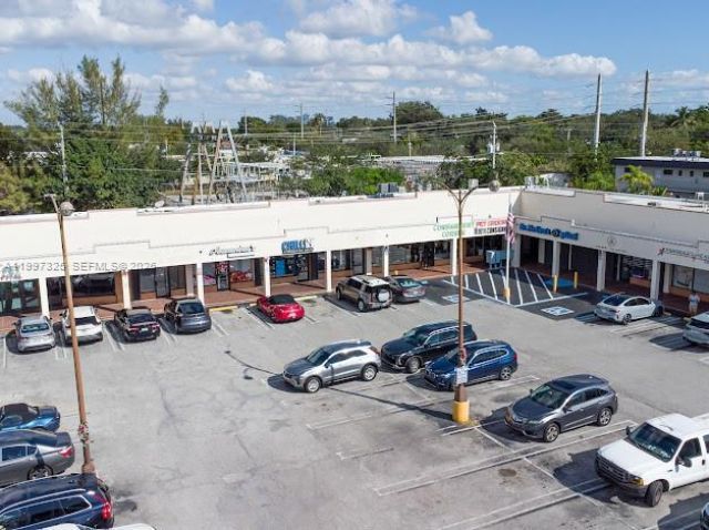 8255 SW 124th St, Unit 8255, Pinecrest, FL 33156 Photo