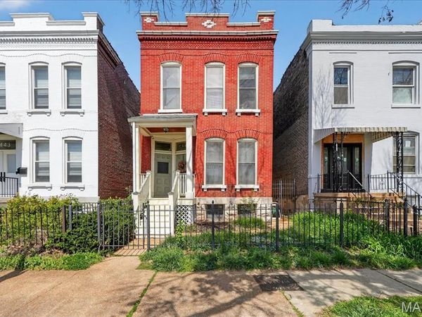 4441 Oakland Avenue, St Louis, MO 63110