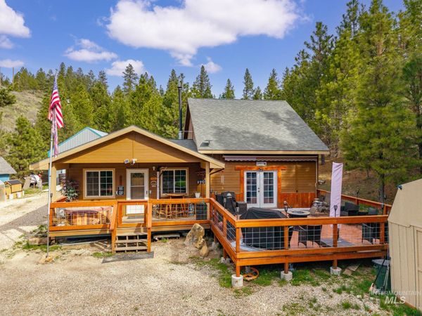 7 Rampage Rd, Boise, ID 83716