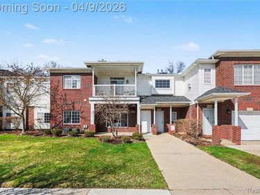 5397 Twin Oaks Drive, Sterling Heights, MI 48314