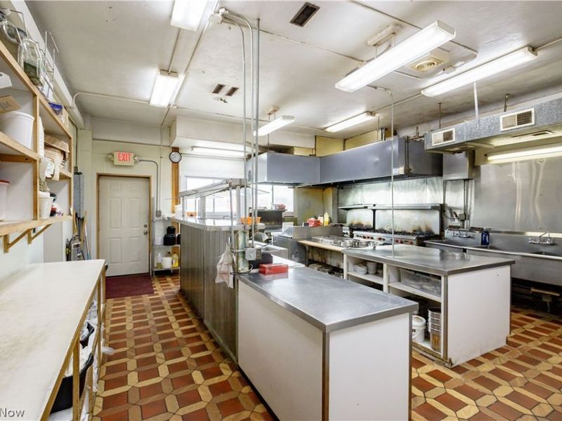 134 W Lisbon Street, Waynesburg, OH 44688 Photo 23