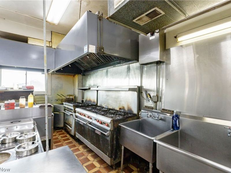 134 W Lisbon Street, Waynesburg, OH 44688 Photo 25