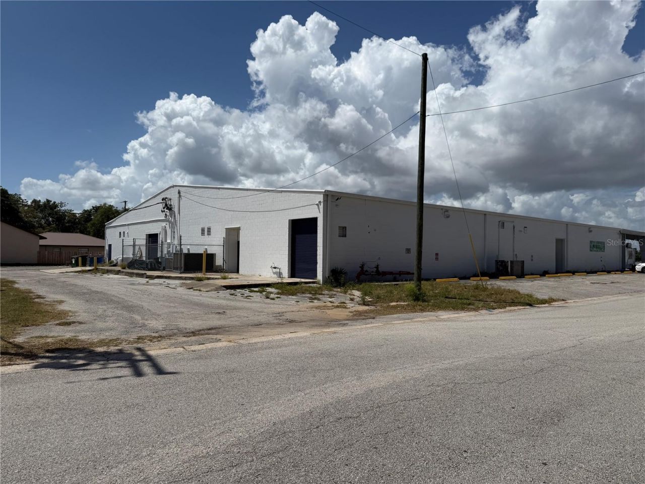 2001 S Bay Street , Eustis, FL 32726 Photo