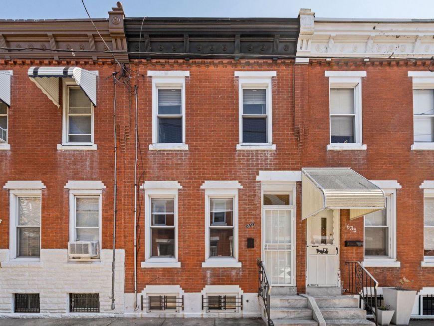 1633 S Rosewood Street, Philadelphia, PA 19145 Main Photo
