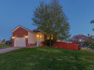 100 Santa Monica Drive, Georgetown, KY 40324