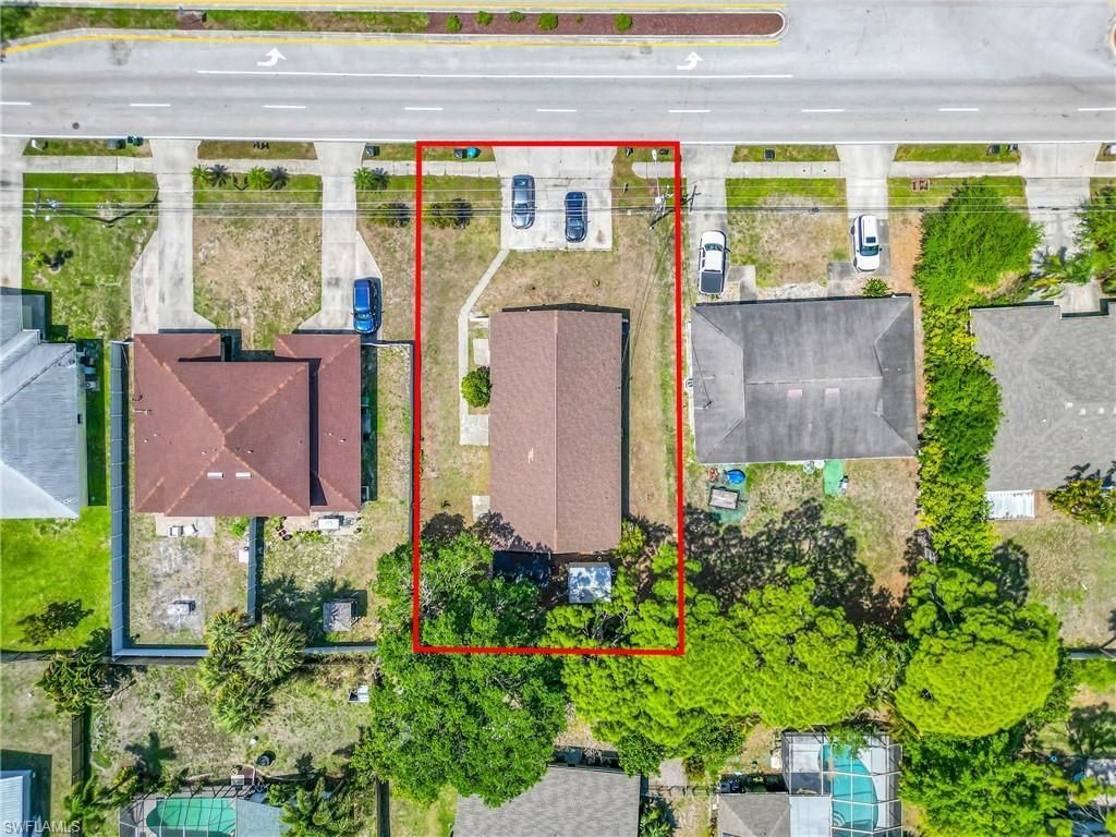 421/423 SE 24th Ave, Cape Coral, Fl 33990 Photo