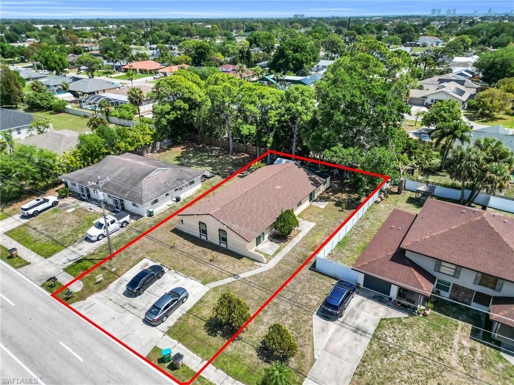 421/423 SE 24th Ave, Cape Coral, Fl 33990 Photo