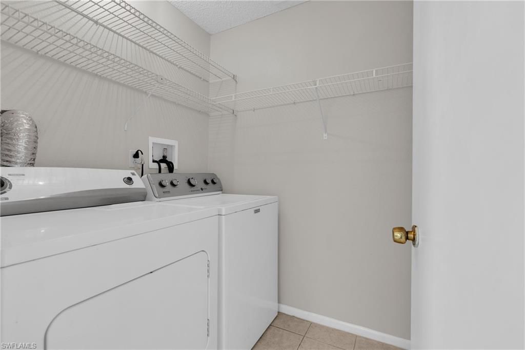 421/423 SE 24th Ave, Cape Coral, Fl 33990 Photo