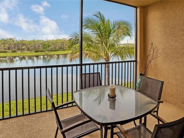 9727 Acqua CT, Unit 425, NAPLES, FL 34113