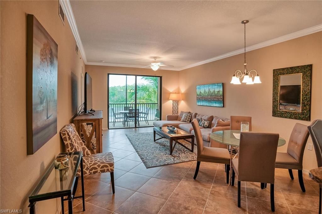 9727 Acqua Ct, Unit 425, Naples, FL 34113 Photo