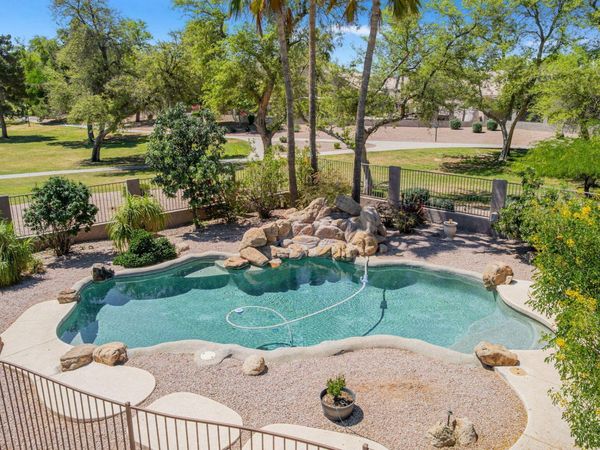 2740 S YUCCA Street, Chandler, AZ 85286