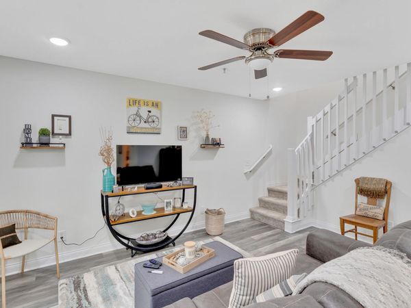 900 Mountain Creek Road , Unit M166, Chattanooga, TN 37405