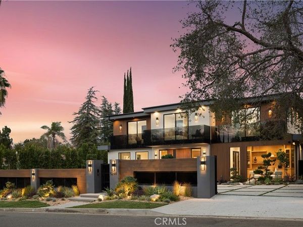 5244 Tampa Ave, Tarzana, CA 91356