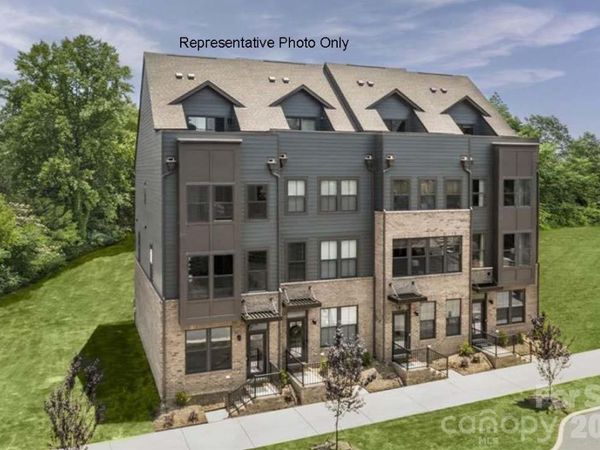 1016 Bella Grove Lane , Charlotte, NC 28262