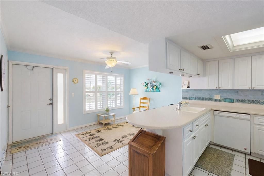 4229 SE 19th Pl, Unit 2E, Cape Coral, FL 33904 Photo