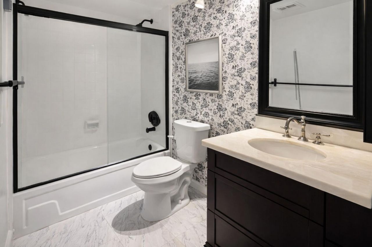 2001 W Woolbright Road, Unit F204, Boynton Beach, FL 33426 Photo