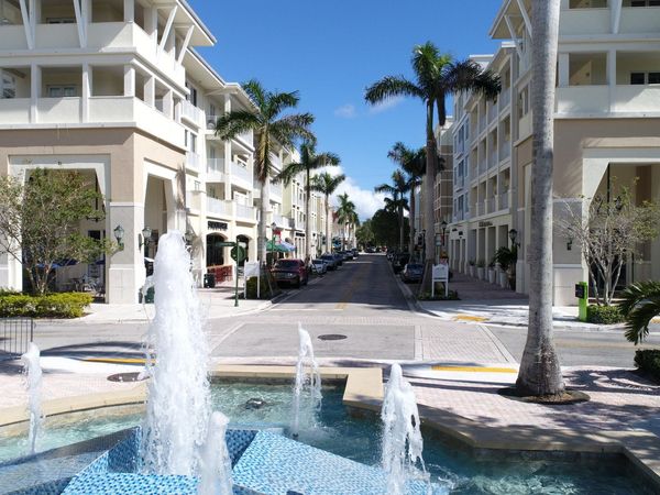 1200 Town Center Drive, Unit 405, Jupiter, FL 33458