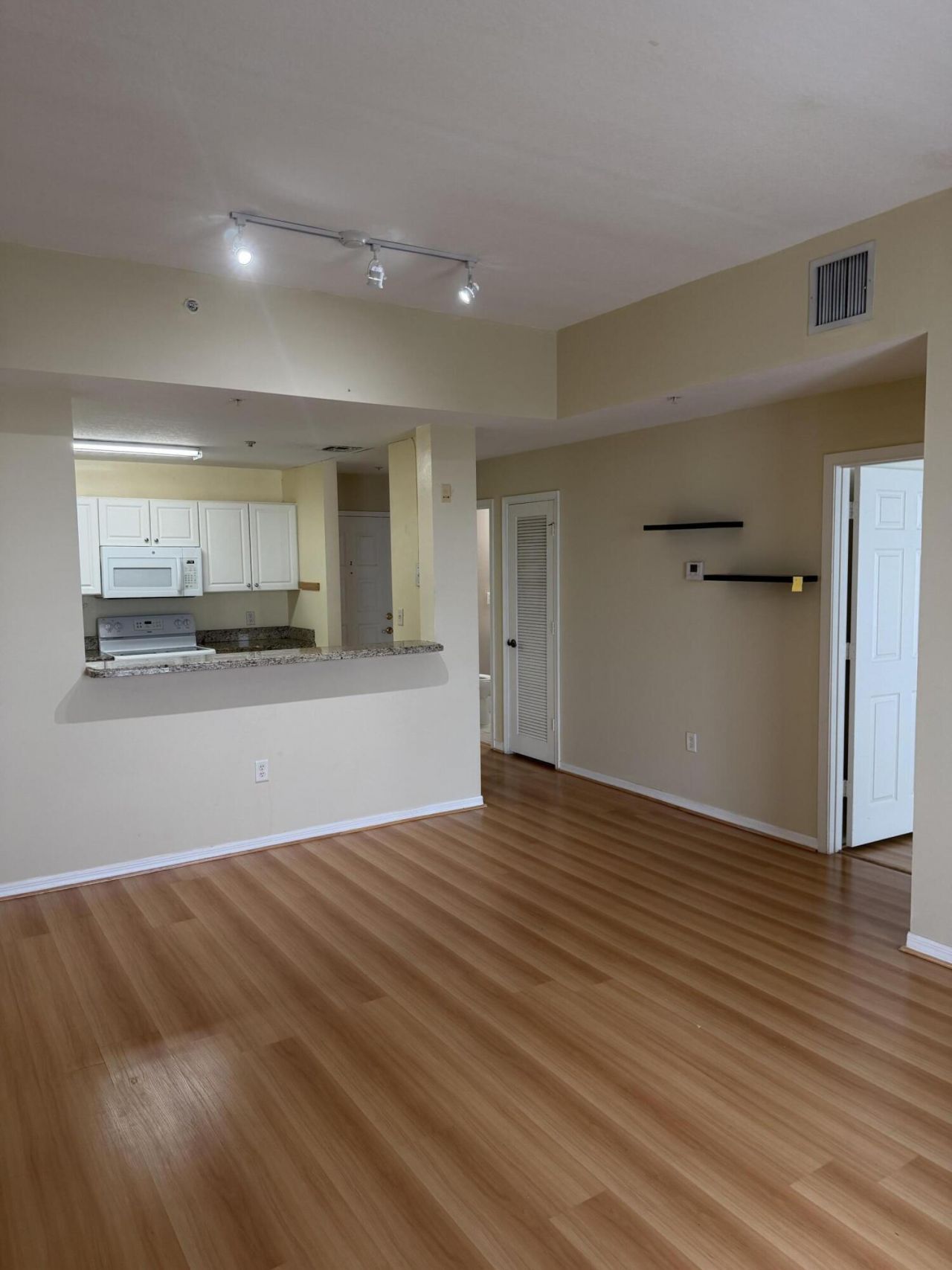 1200 Town Center Drive, Unit 405, Jupiter, FL 33458 Photo