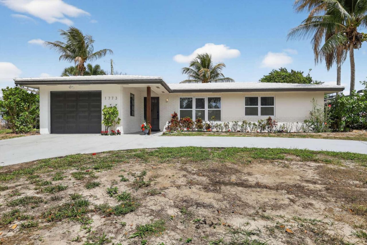 1773 Ocala Road, North Palm Beach, FL 33408 Main Photo