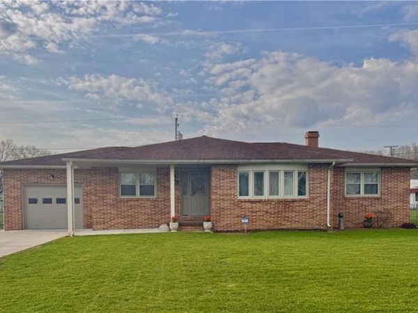 1408 Beckett Avenue , Cambridge, OH 43725