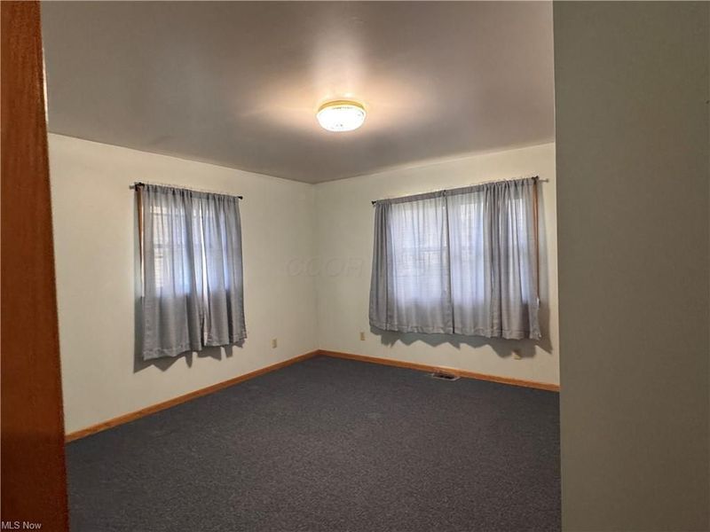 1408 Beckett Avenue, Cambridge, OH 43725 Photo 15