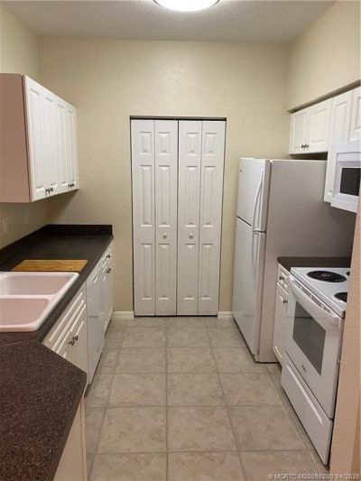 467 SE Kitching Circle, Stuart, FL 34994 Photo