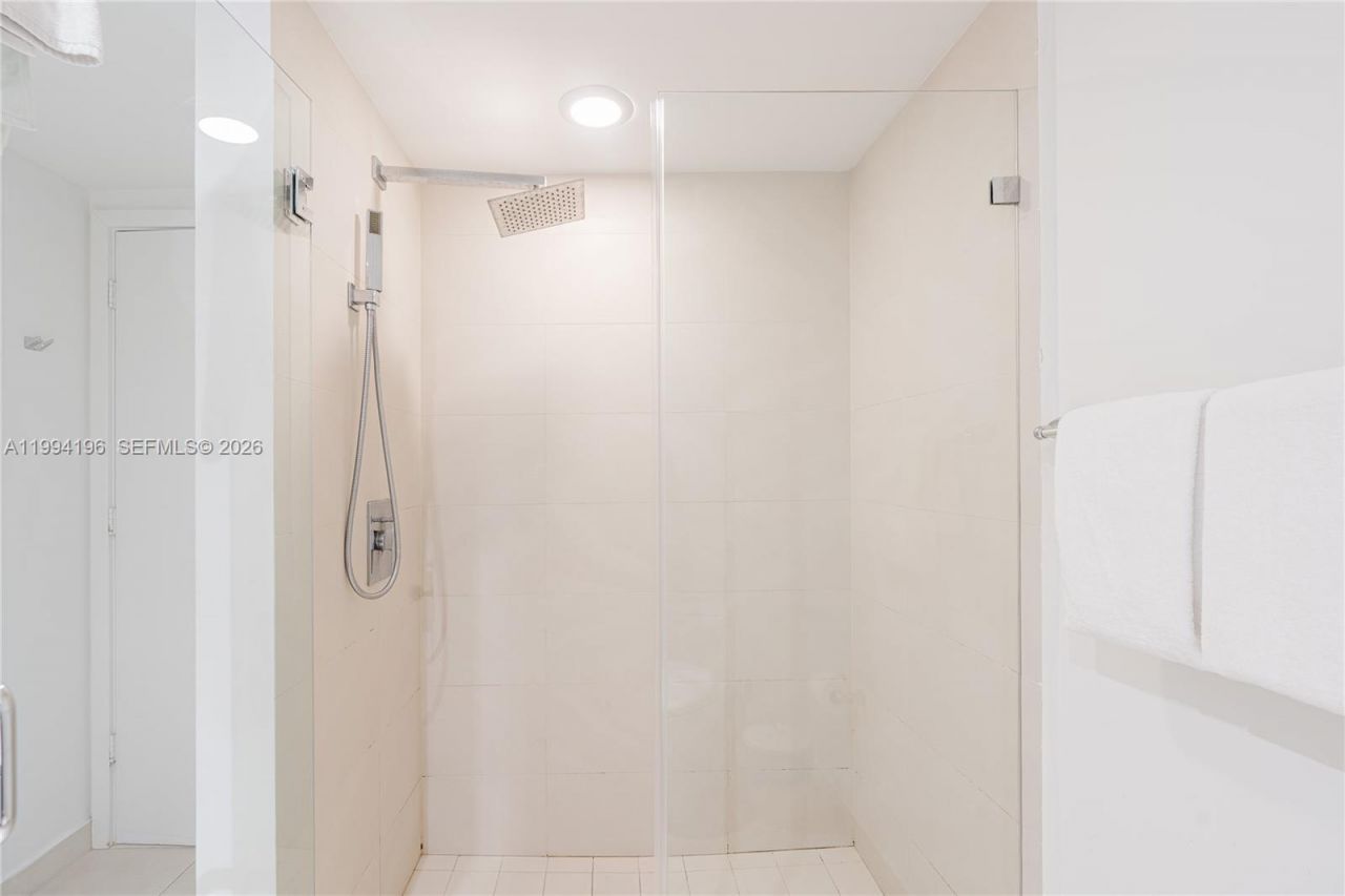 4111 S Ocean Dr, Unit 3008, Hollywood, FL 33019 Photo