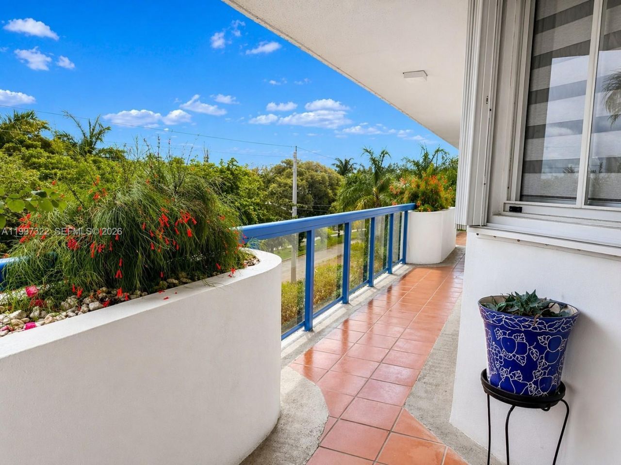 2370 NE 135th St, Unit 405, North Miami, FL 33181 Photo