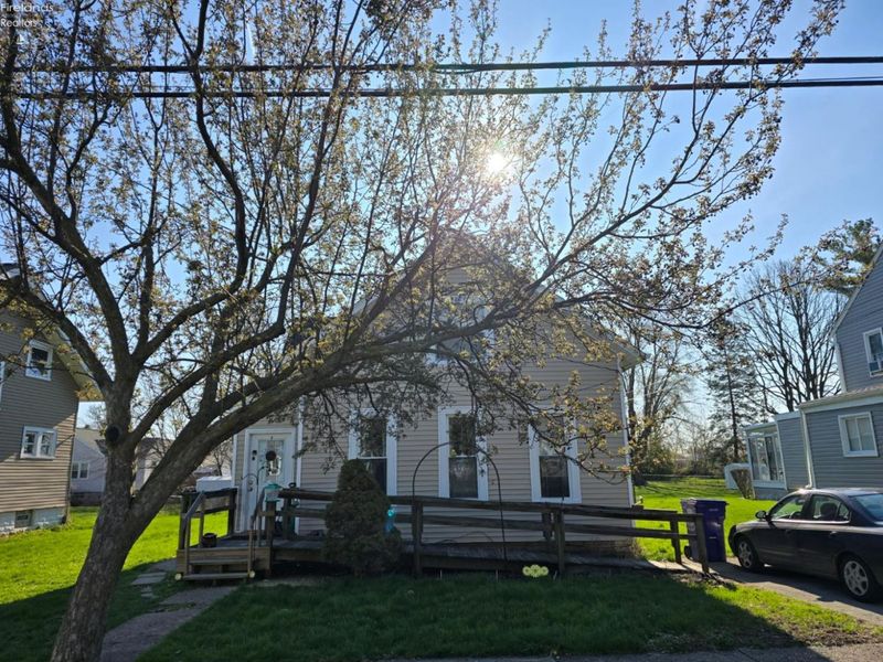 1410 McKinley Street, Sandusky, OH 44870 Photo 3