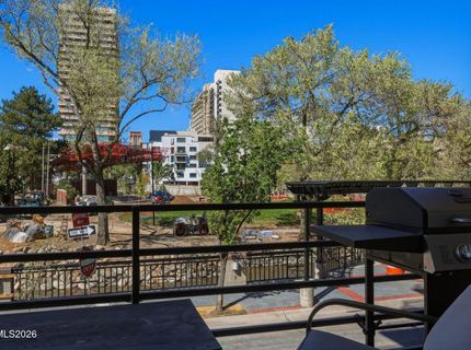 280 Island Avenue, Unit APT 201, Reno, NV 89501 Photo