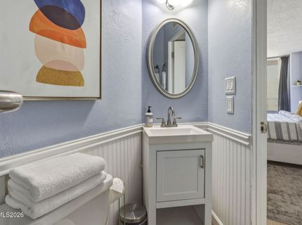 280 Island Avenue, Unit APT 201, Reno, NV 89501 Photo