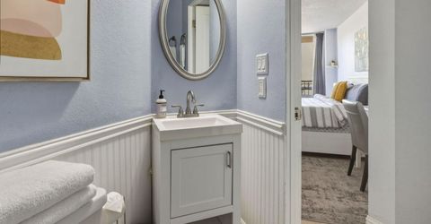 280 Island Avenue, Unit APT 201, Reno, NV 89501 Photo