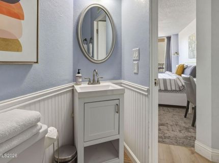 280 Island Avenue, Unit APT 201, Reno, NV 89501 Photo