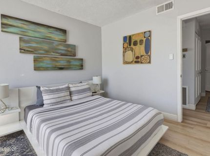 280 Island Avenue, Unit APT 201, Reno, NV 89501 Photo