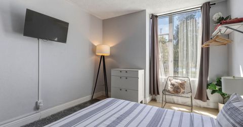 280 Island Avenue, Unit APT 201, Reno, NV 89501 Photo